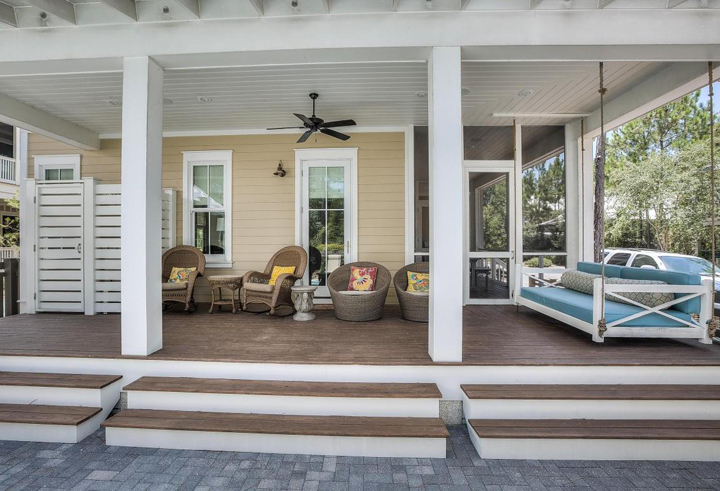 porch sitting area