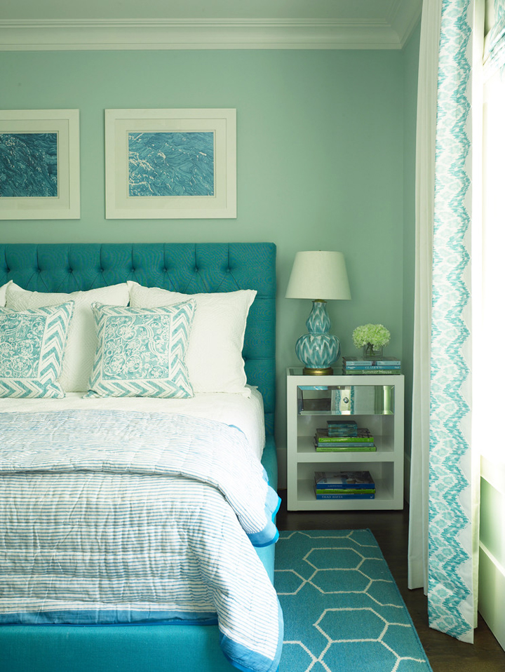 turquoise bedroom