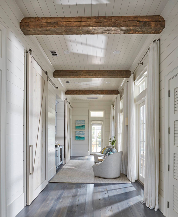 beach-house-hallway