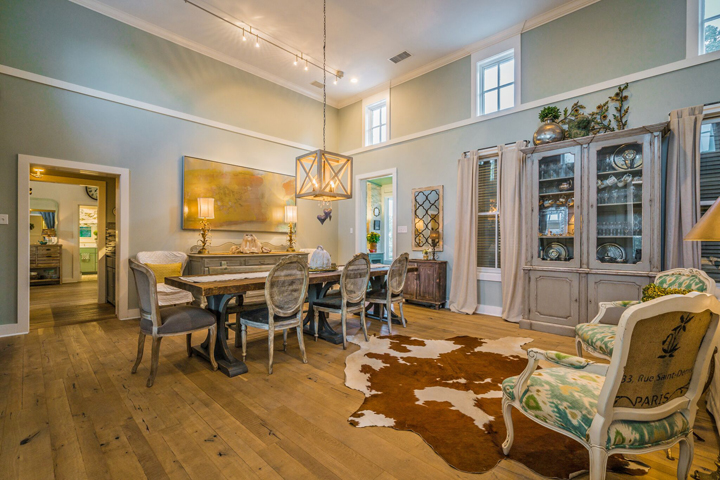 farm-house-dining-room