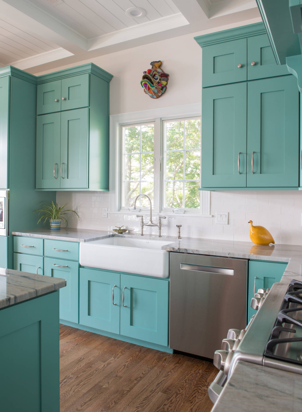 My Favorite Resources for Teal Kitchens • Choosing Figs