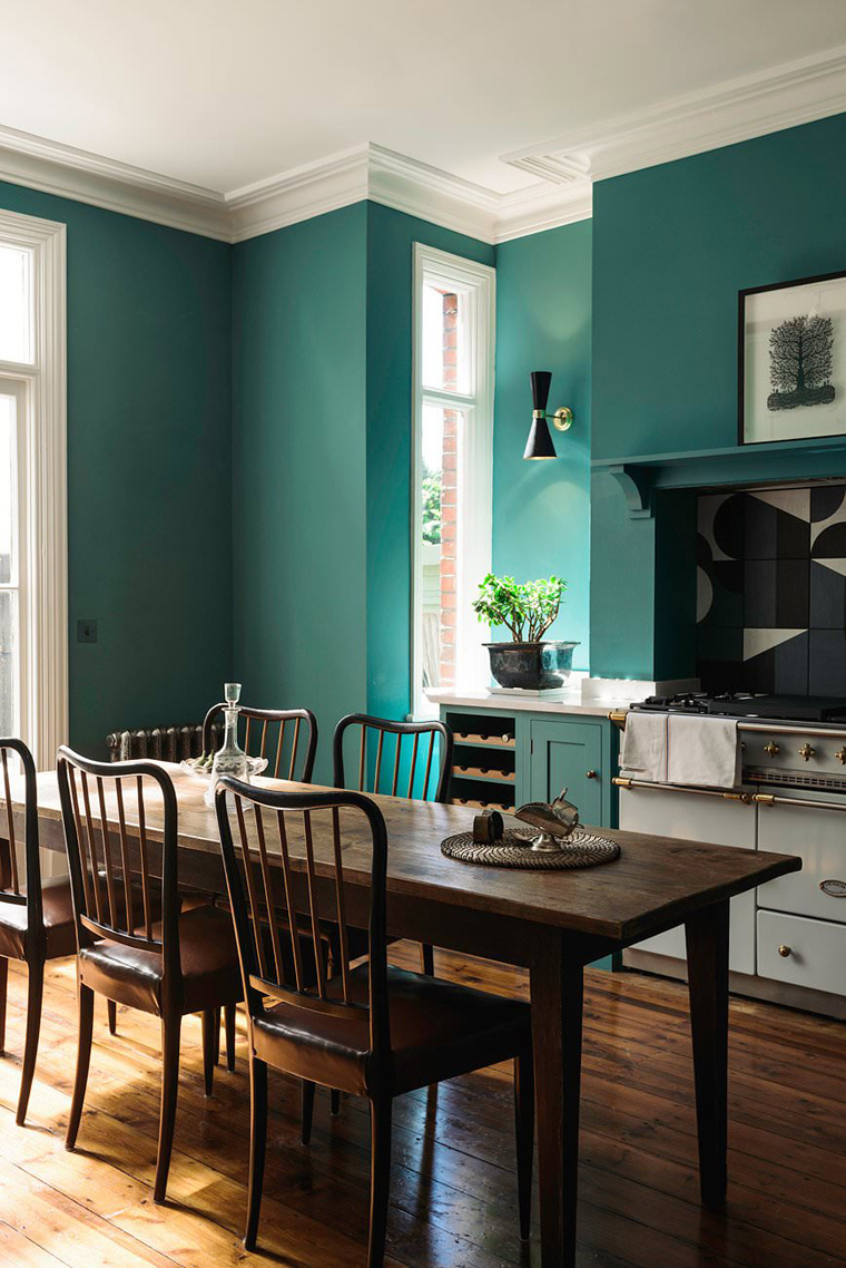 deVOL Kitchens | House of Turquoise